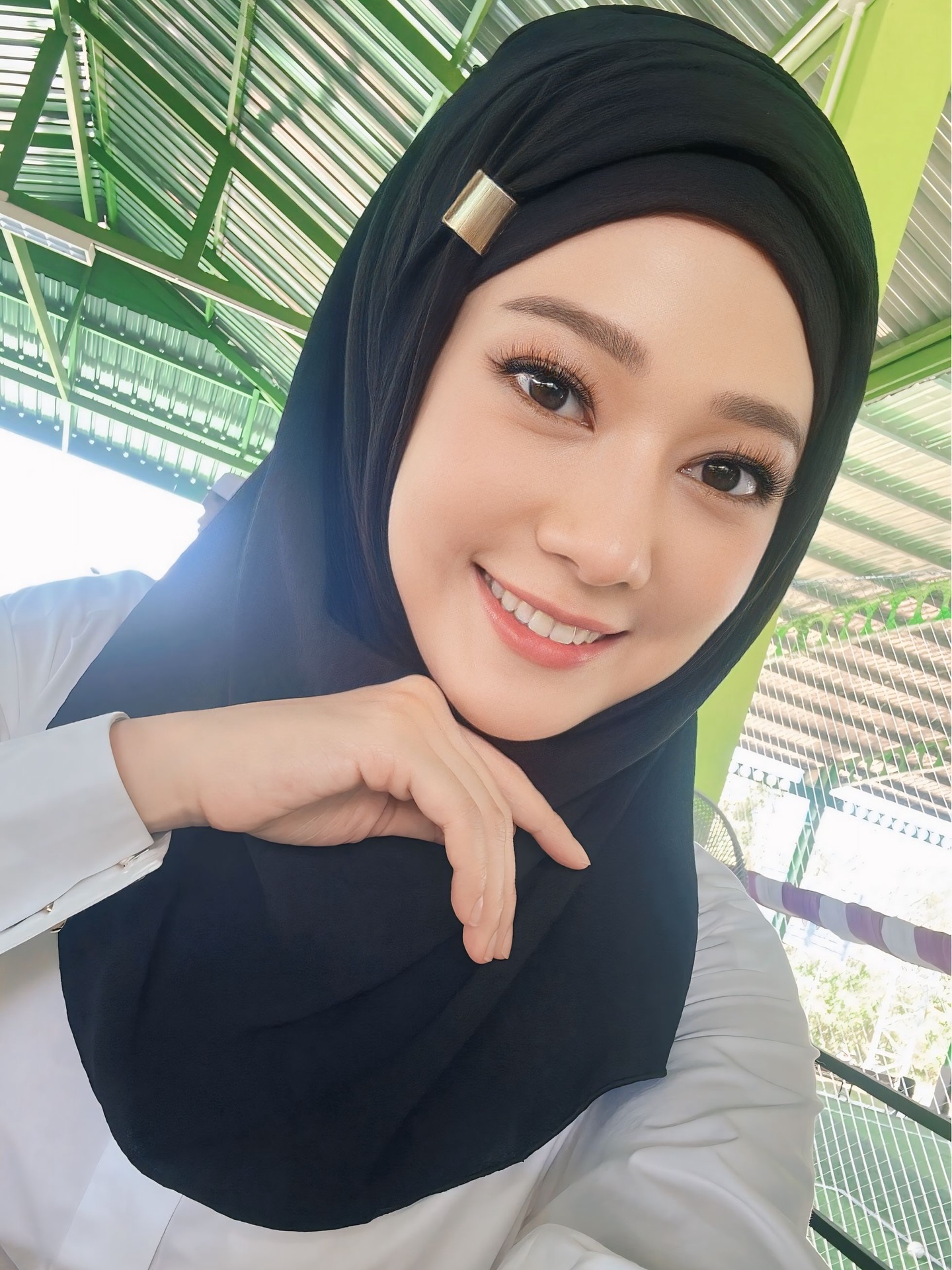 ทับทิม - อัญรินทร์ ธีราธนันพัฒน์