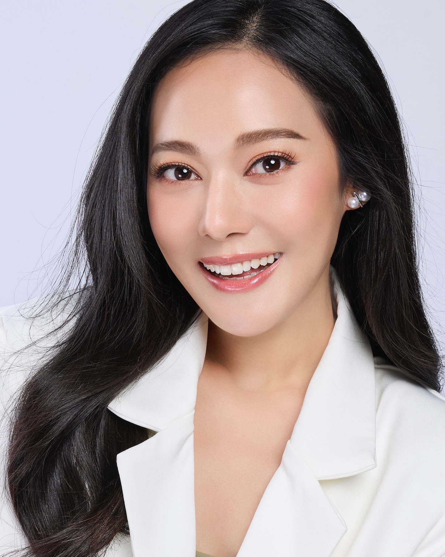 ทับทิม - อัญรินทร์ ธีราธนันพัฒน์