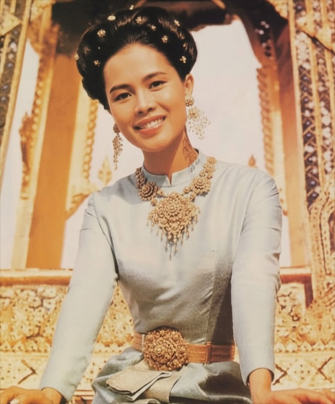 ทับทิม - อัญรินทร์ ธีราธนันพัฒน์