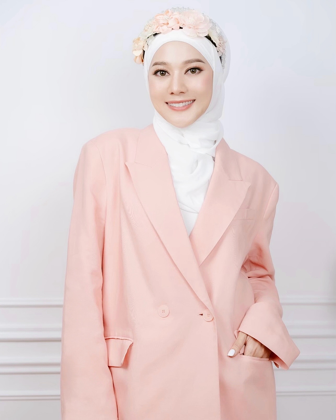 ทับทิม - อัญรินทร์ ธีราธนันพัฒน์