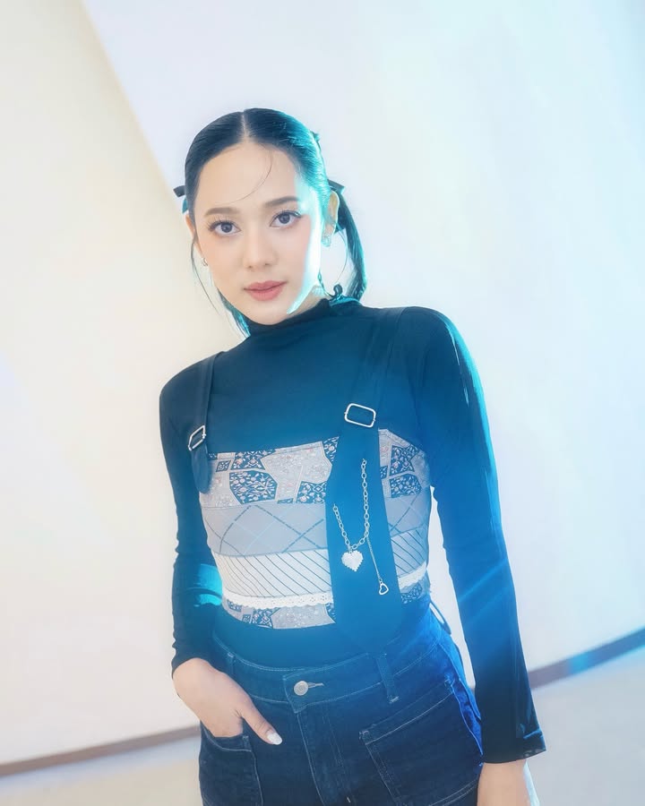 ทับทิม - อัญรินทร์ ธีราธนันพัฒน์