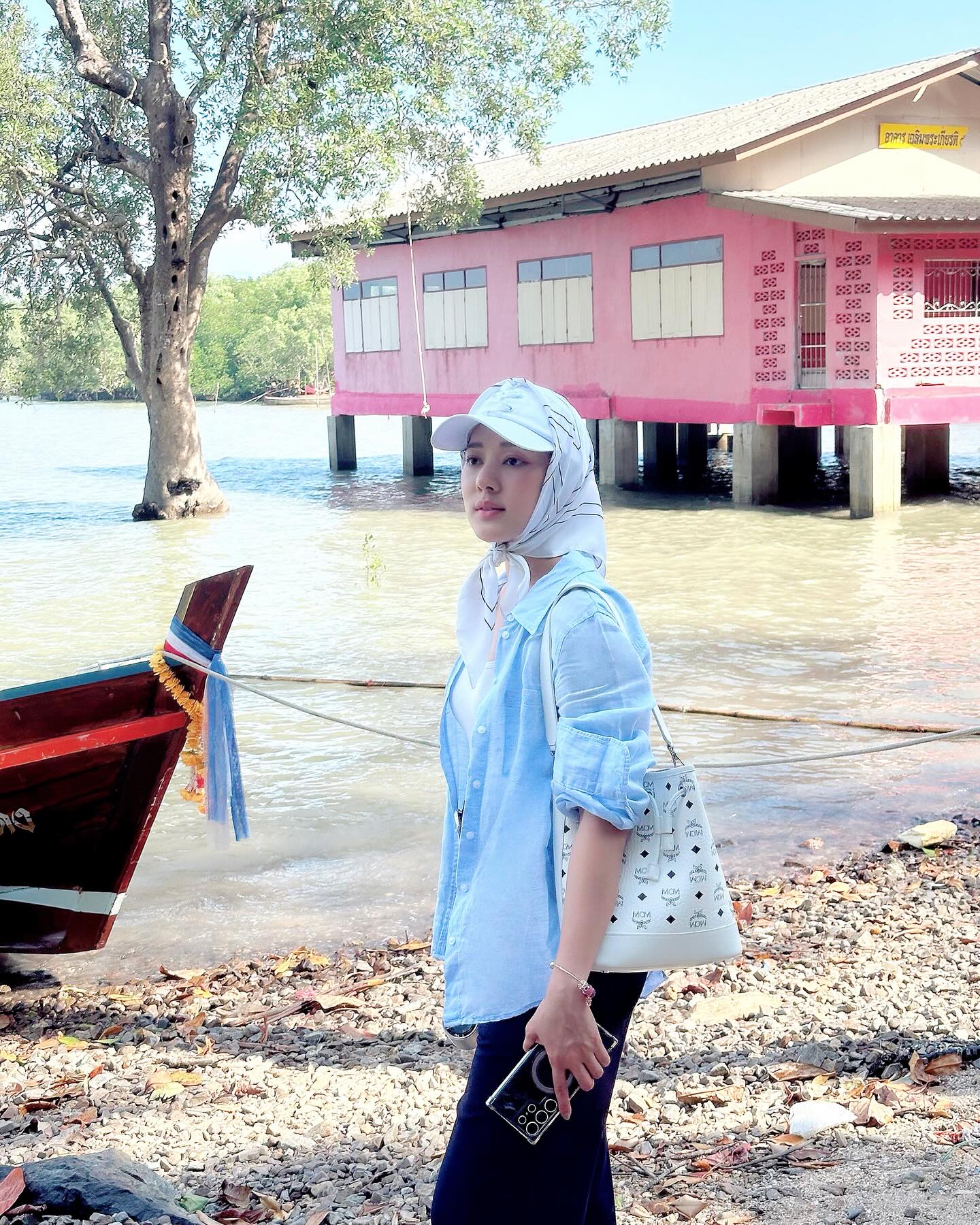 ทับทิม - อัญรินทร์ ธีราธนันพัฒน์