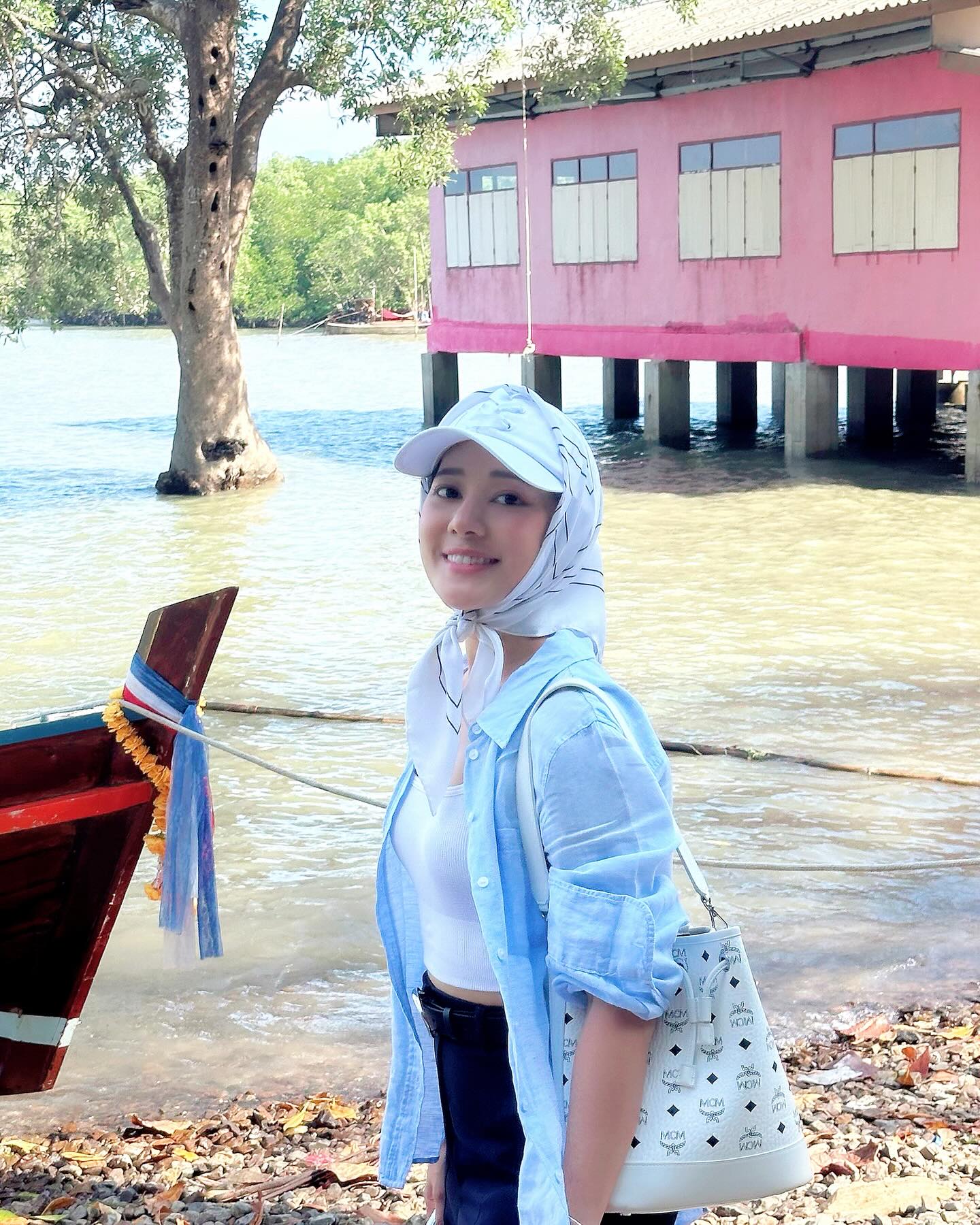 ทับทิม - อัญรินทร์ ธีราธนันพัฒน์