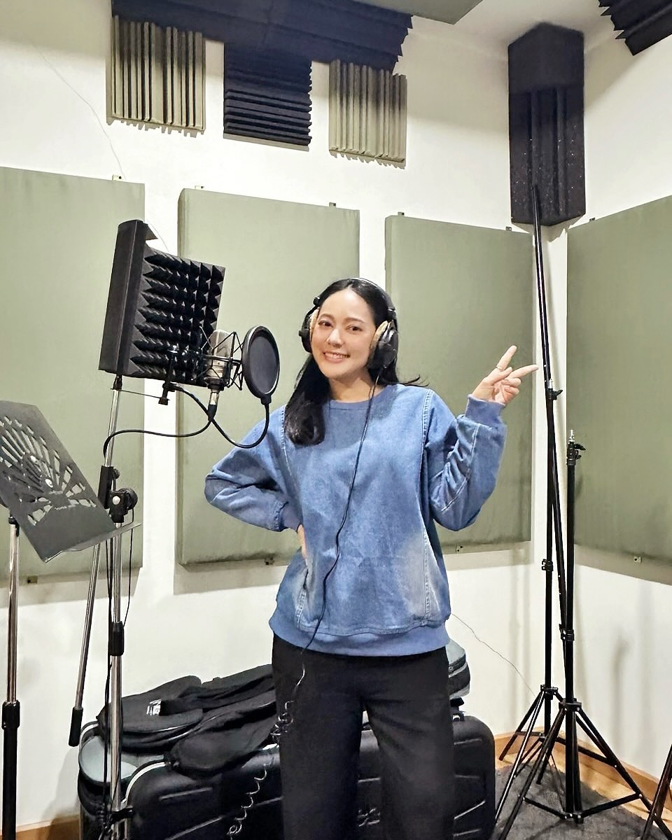 ทับทิม - อัญรินทร์ ธีราธนันพัฒน์