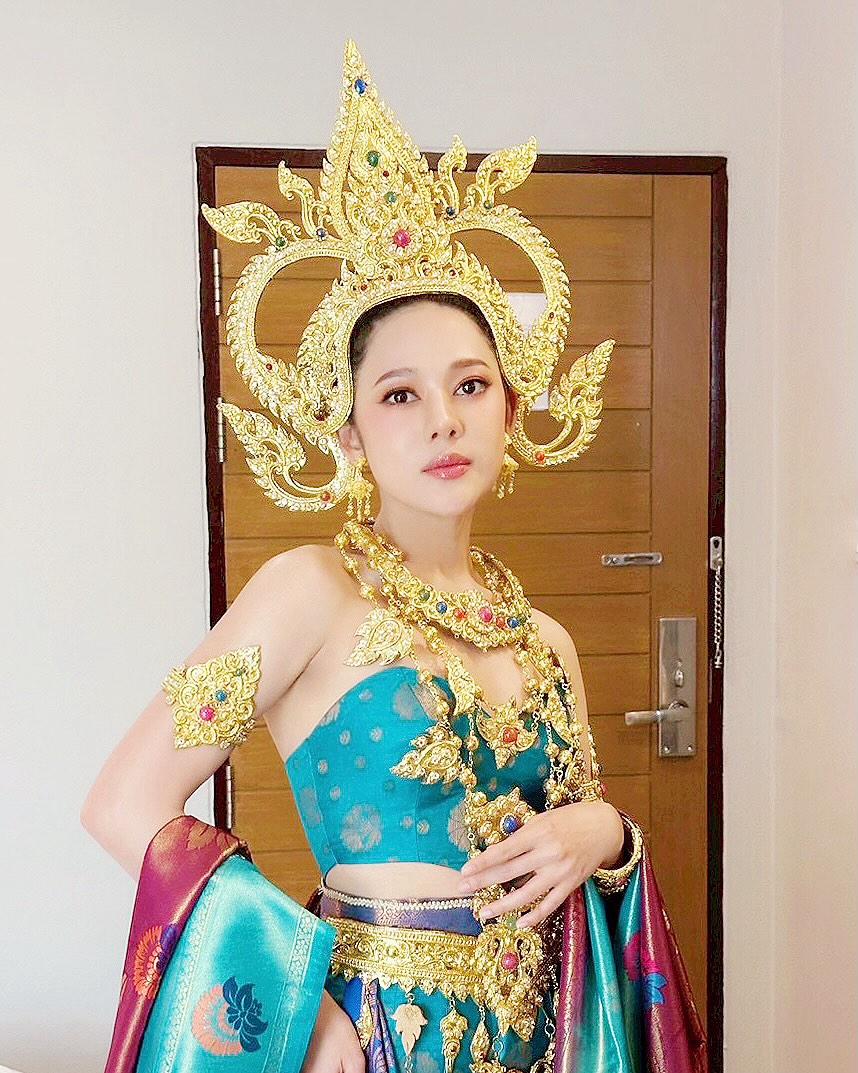 ทับทิม - อัญรินทร์ ธีราธนันพัฒน์