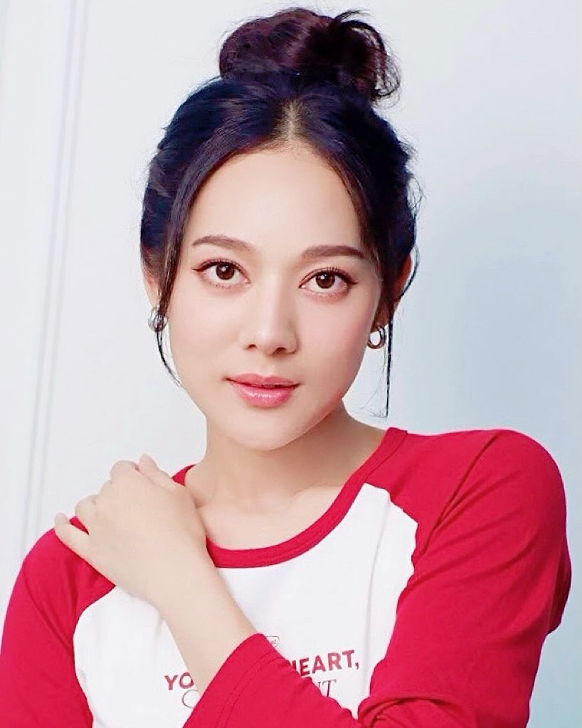 ทับทิม - อัญรินทร์ ธีราธนันพัฒน์