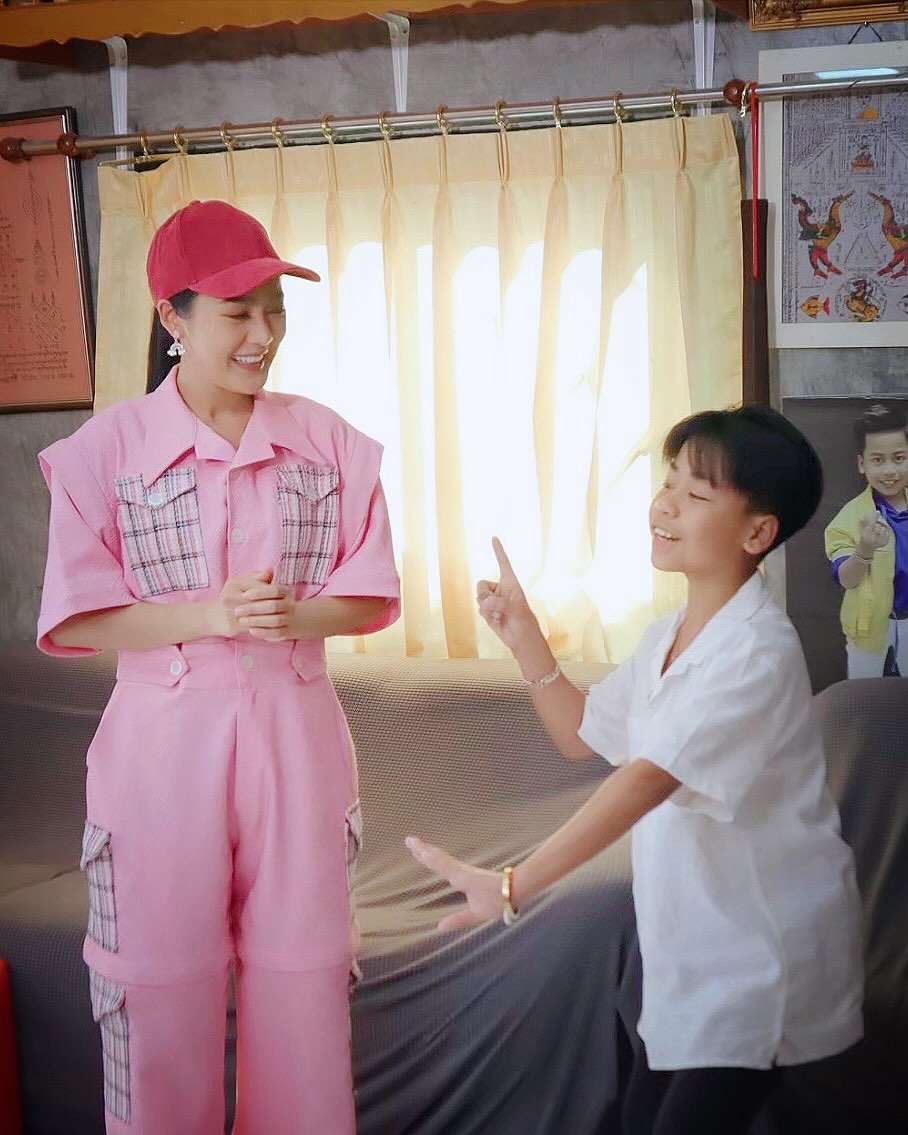 ทับทิม - อัญรินทร์ ธีราธนันพัฒน์