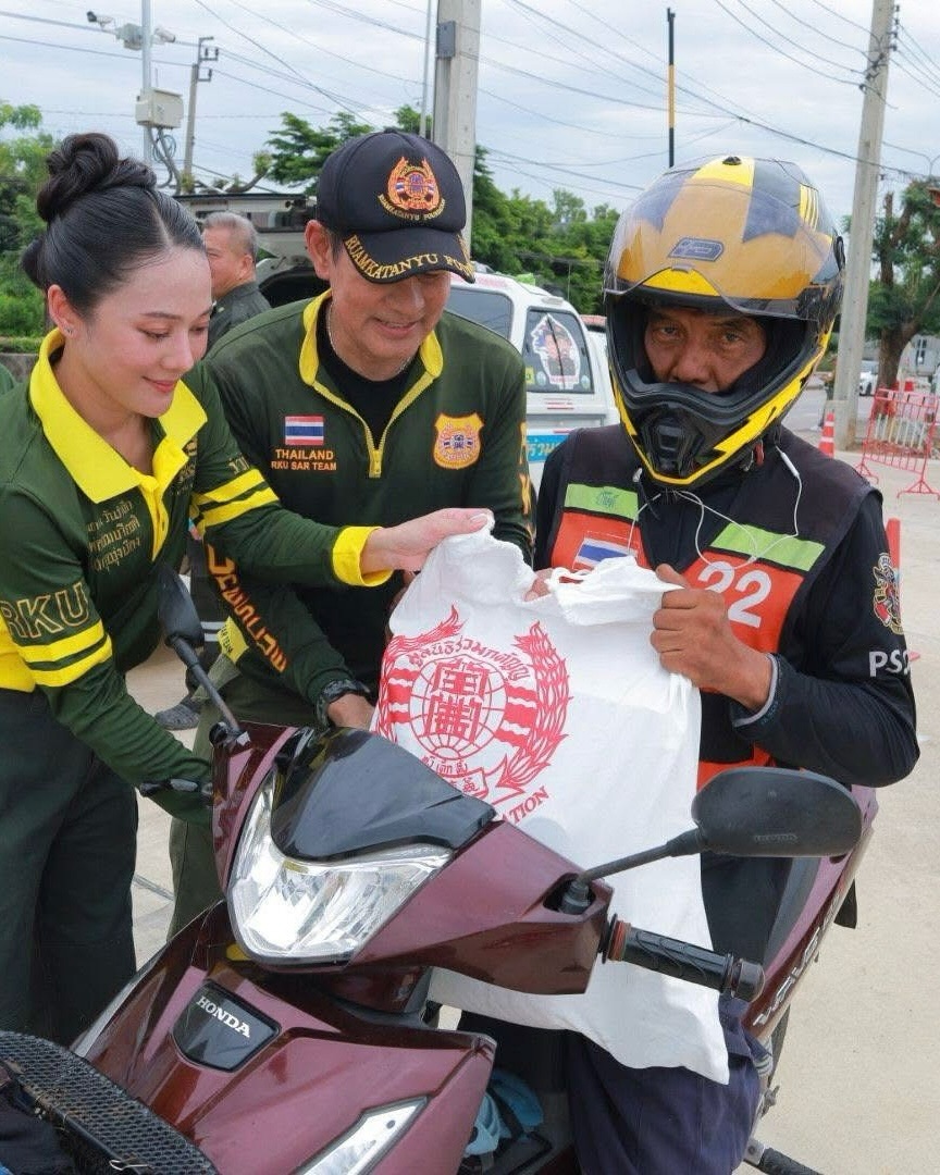 ทับทิม - อัญรินทร์ ธีราธนันพัฒน์