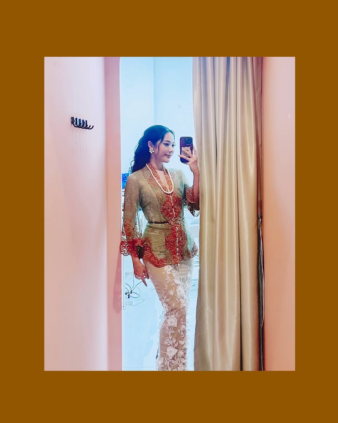 ทับทิม - อัญรินทร์ ธีราธนันพัฒน์