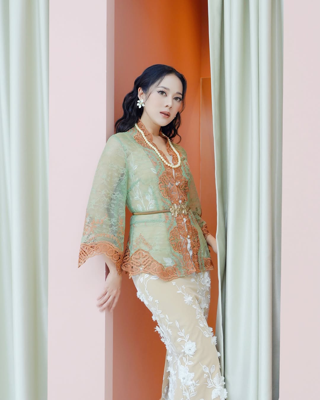 ทับทิม - อัญรินทร์ ธีราธนันพัฒน์