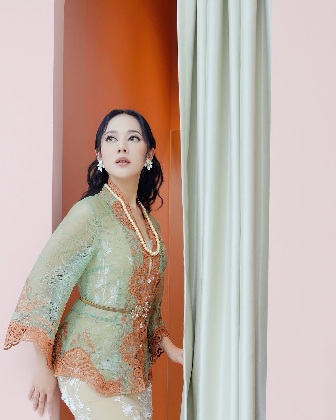ทับทิม - อัญรินทร์ ธีราธนันพัฒน์