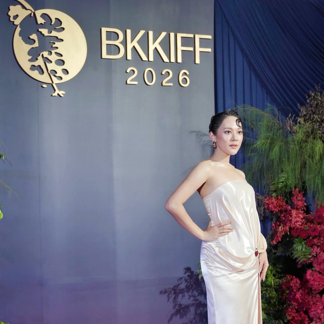 ทับทิม - อัญรินทร์ ธีราธนันพัฒน์