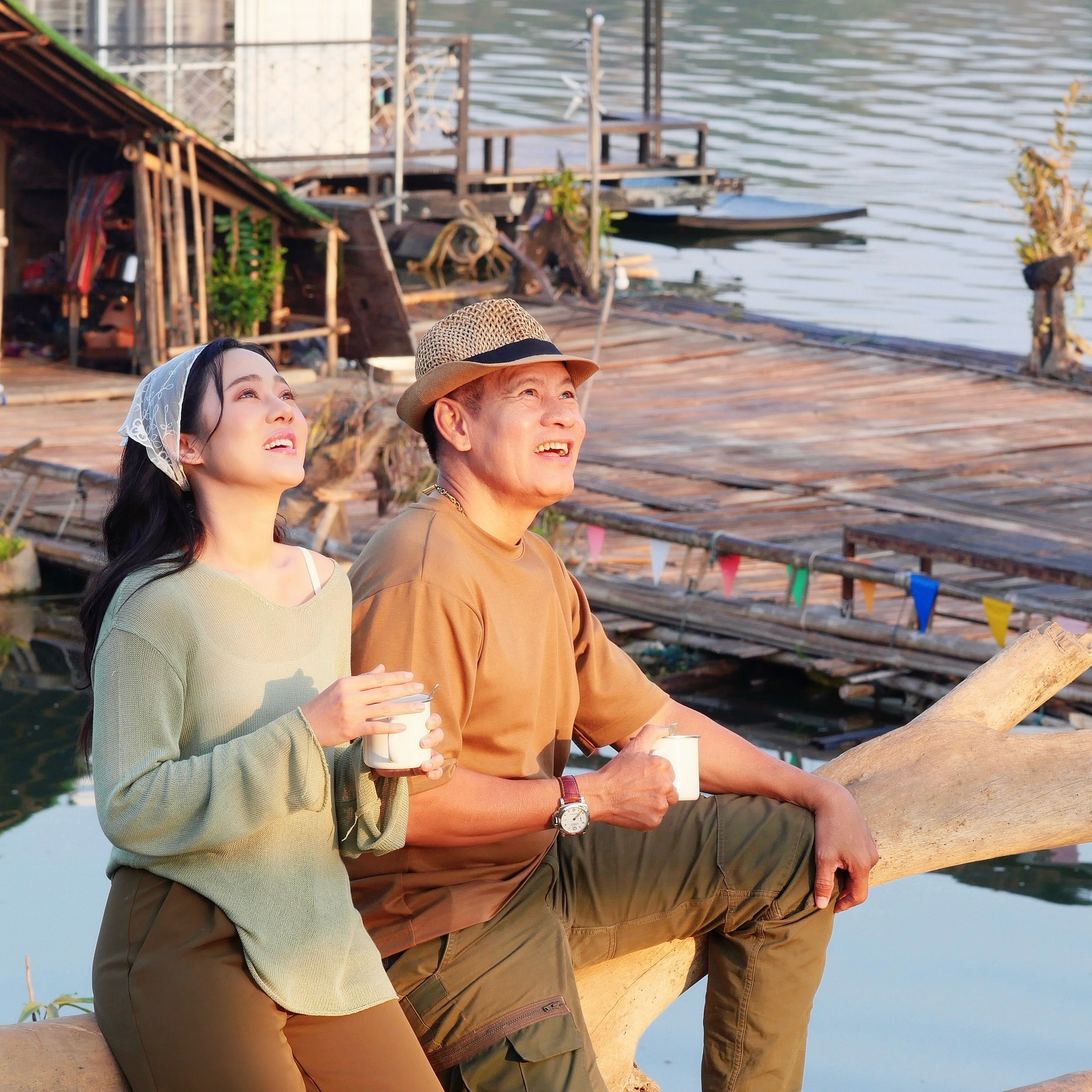 ทับทิม - อัญรินทร์ ธีราธนันพัฒน์