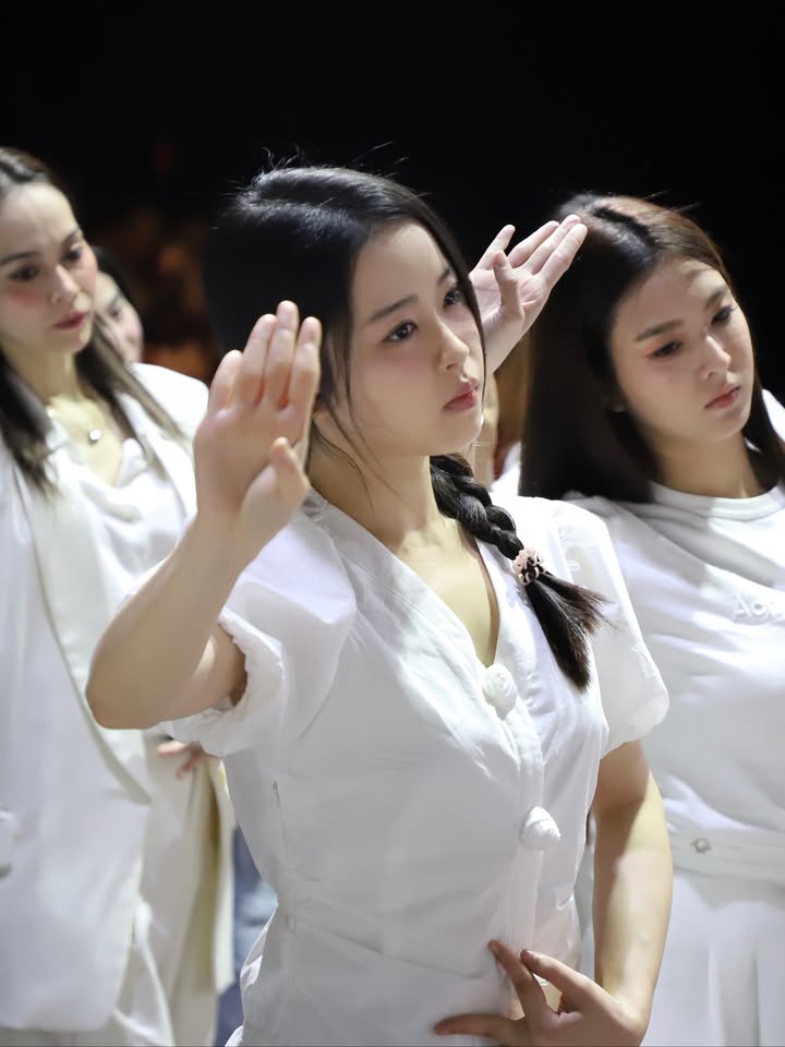 เซียงเซียง - พรสรวง รวยรื่น