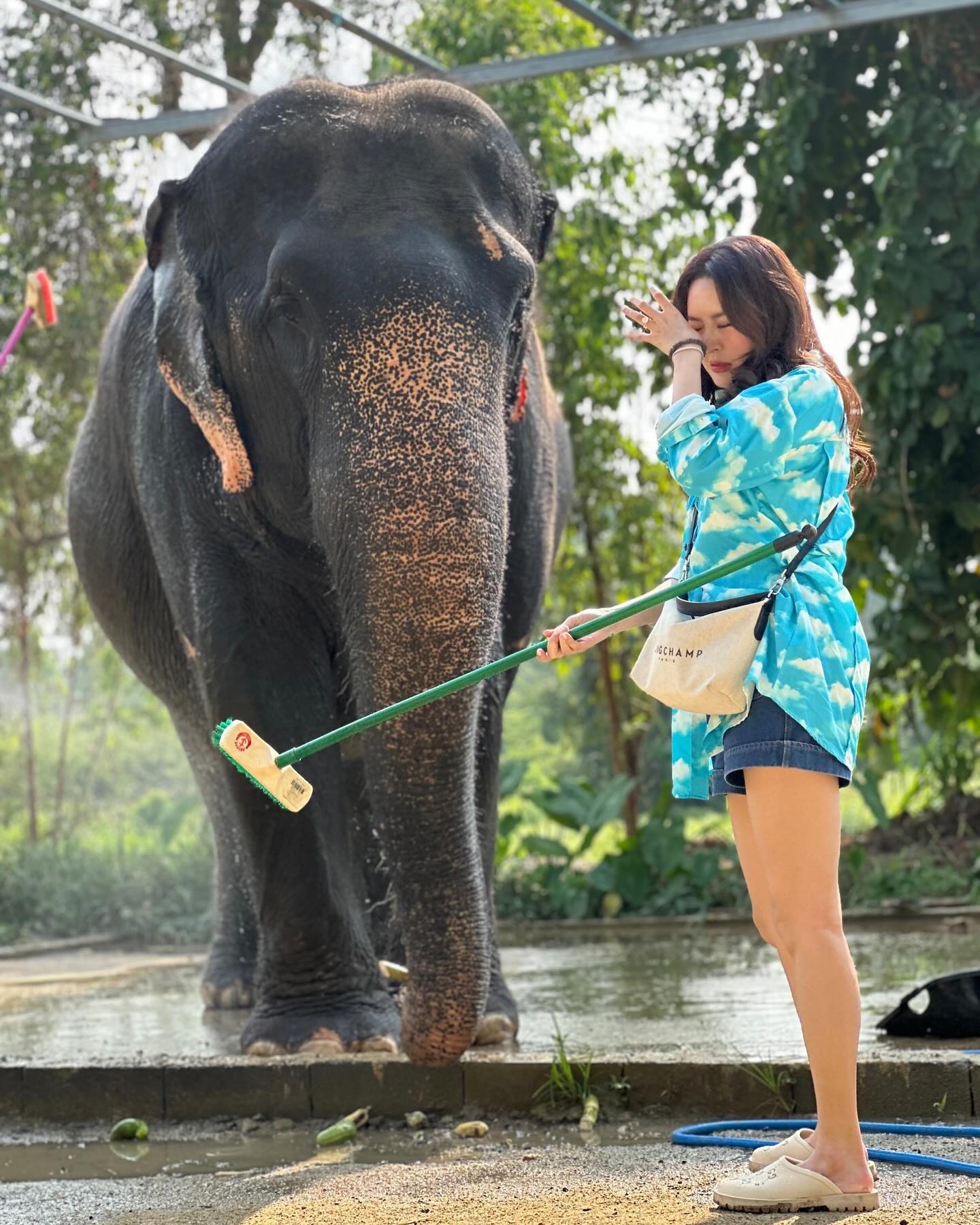 แก้มบุ๋ม - ปรียาดา สิทธาไชย