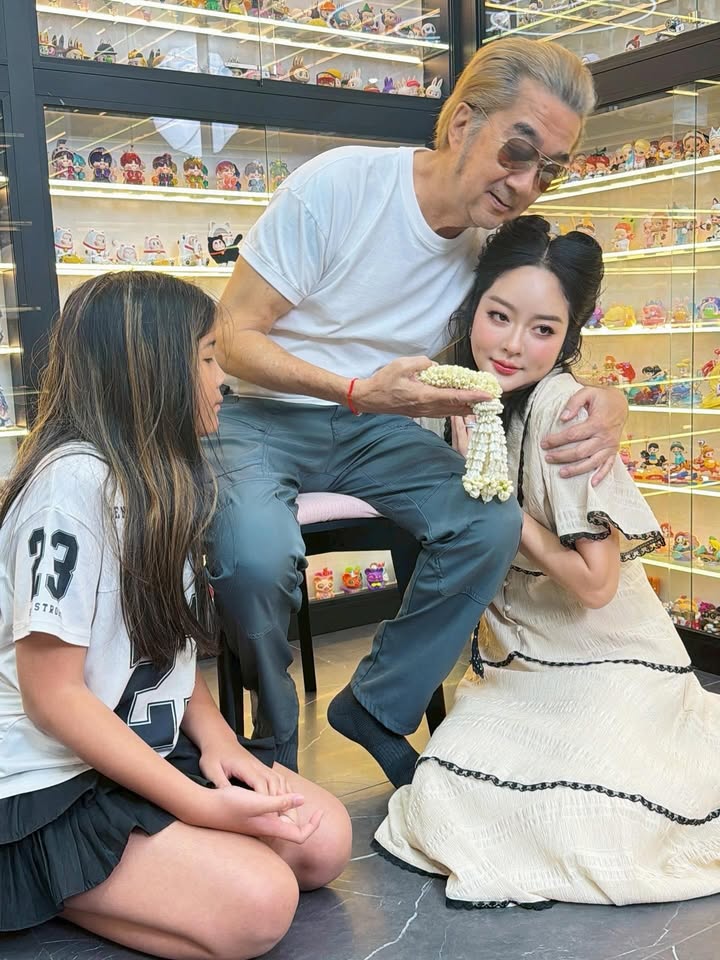 แก้มบุ๋ม - ปรียาดา สิทธาไชย