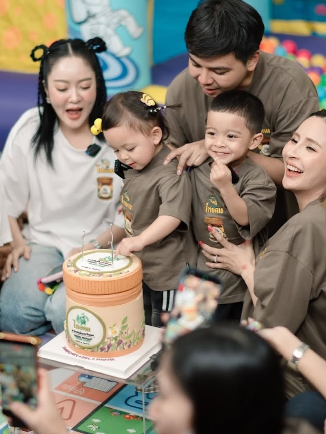 แก้มบุ๋ม - ปรียาดา สิทธาไชย