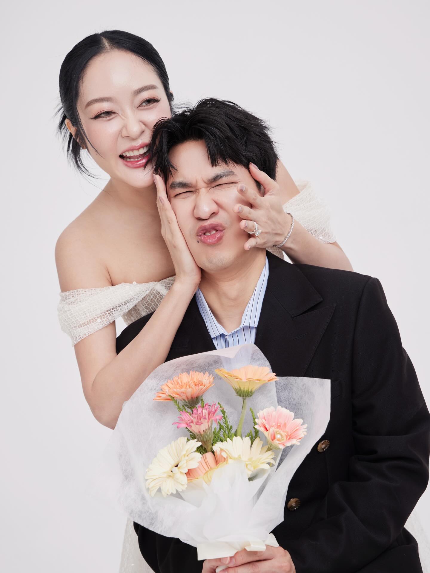 แก้มบุ๋ม - ปรียาดา สิทธาไชย