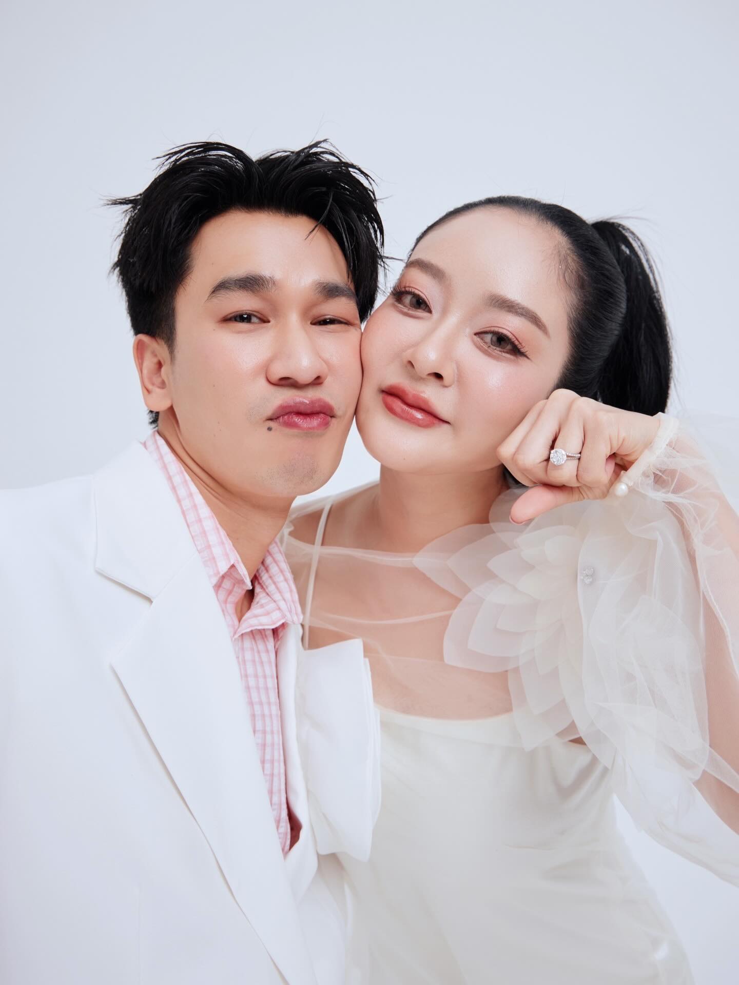 แก้มบุ๋ม - ปรียาดา สิทธาไชย