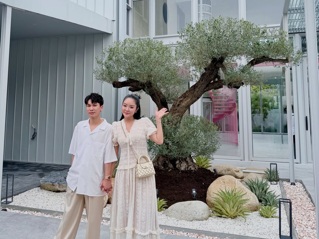 แก้มบุ๋ม - ปรียาดา สิทธาไชย