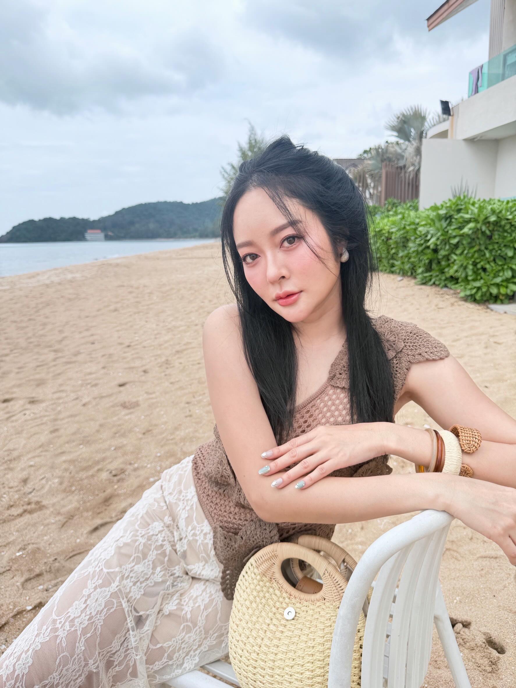 แก้มบุ๋ม - ปรียาดา สิทธาไชย