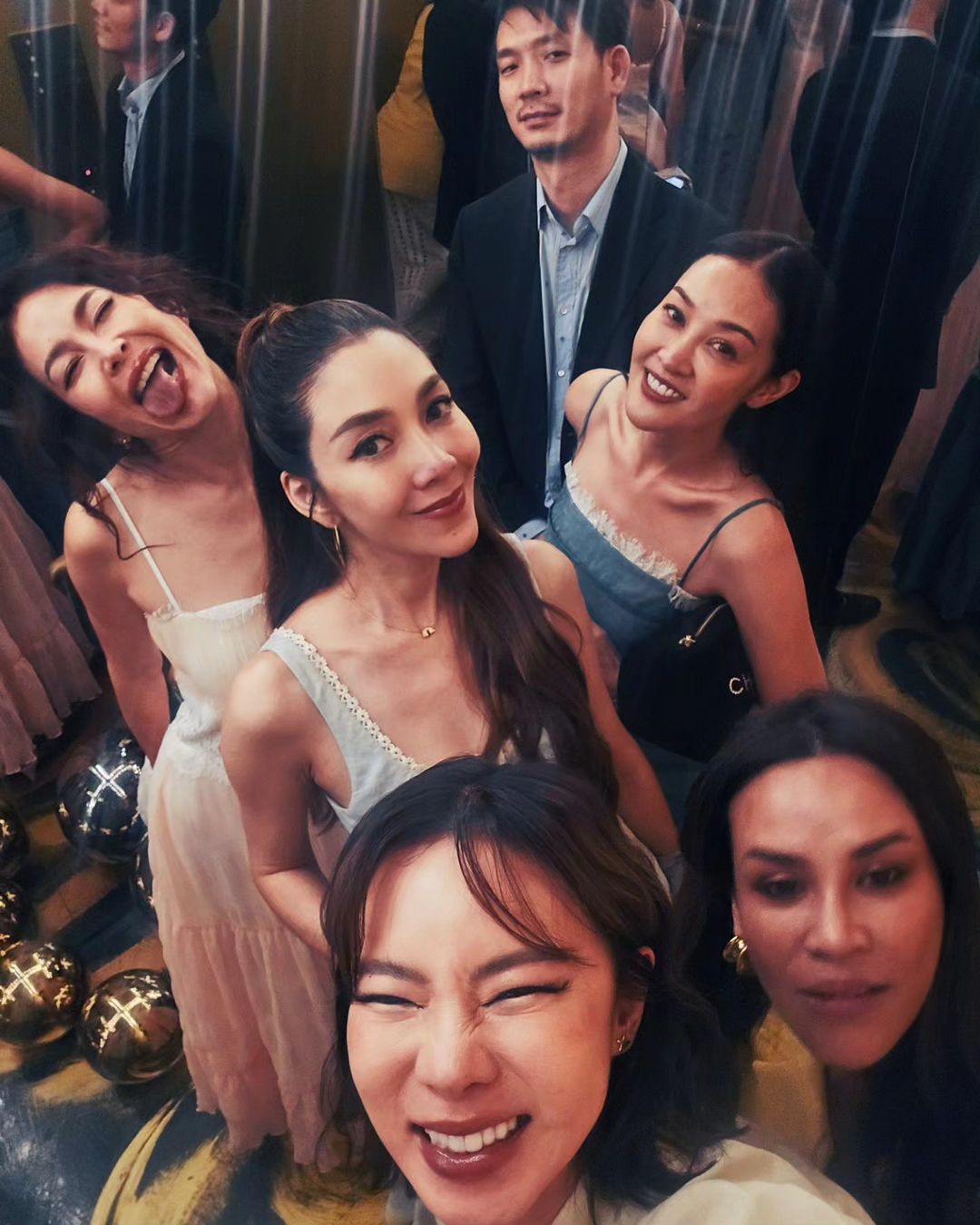 คริส หอวัง