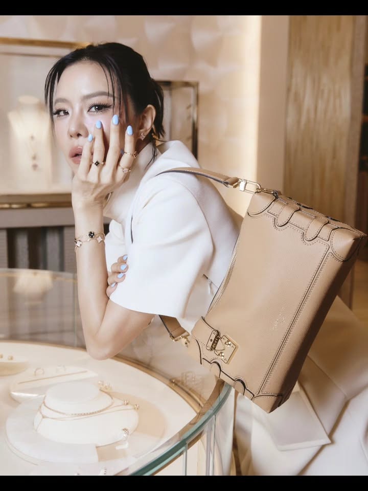 คริส หอวัง