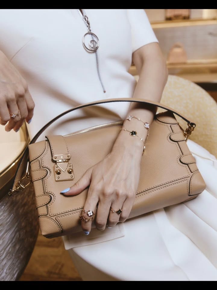 คริส หอวัง