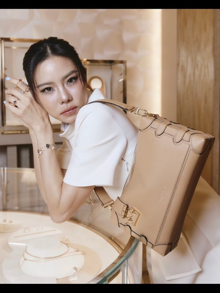 คริส หอวัง