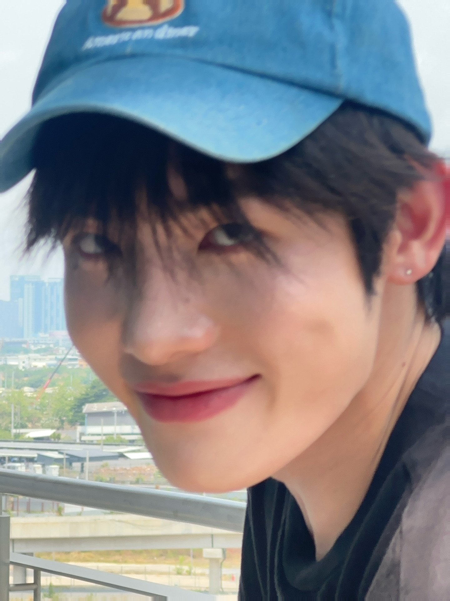 มิน - ธนกฤต ยิ่งวัฒนกุล