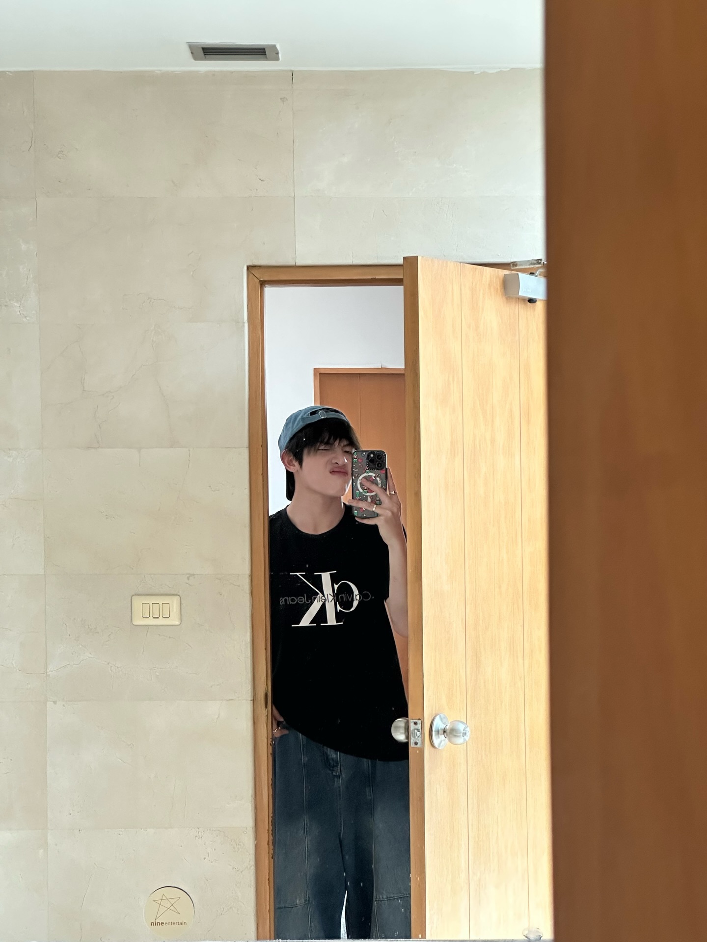 มิน - ธนกฤต ยิ่งวัฒนกุล