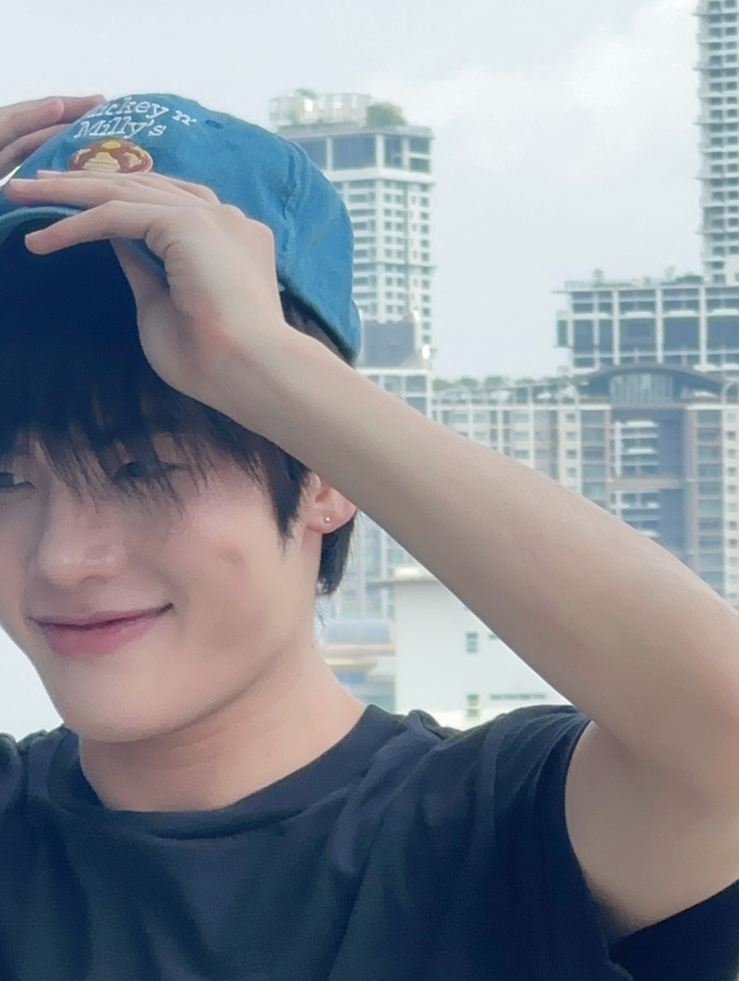 มิน - ธนกฤต ยิ่งวัฒนกุล