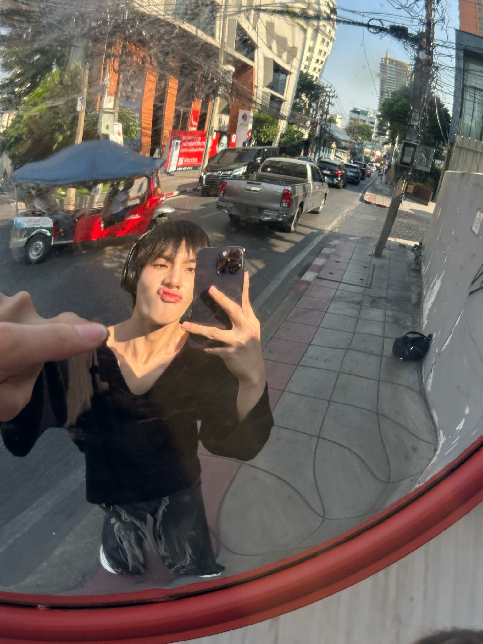 มิน - ธนกฤต ยิ่งวัฒนกุล