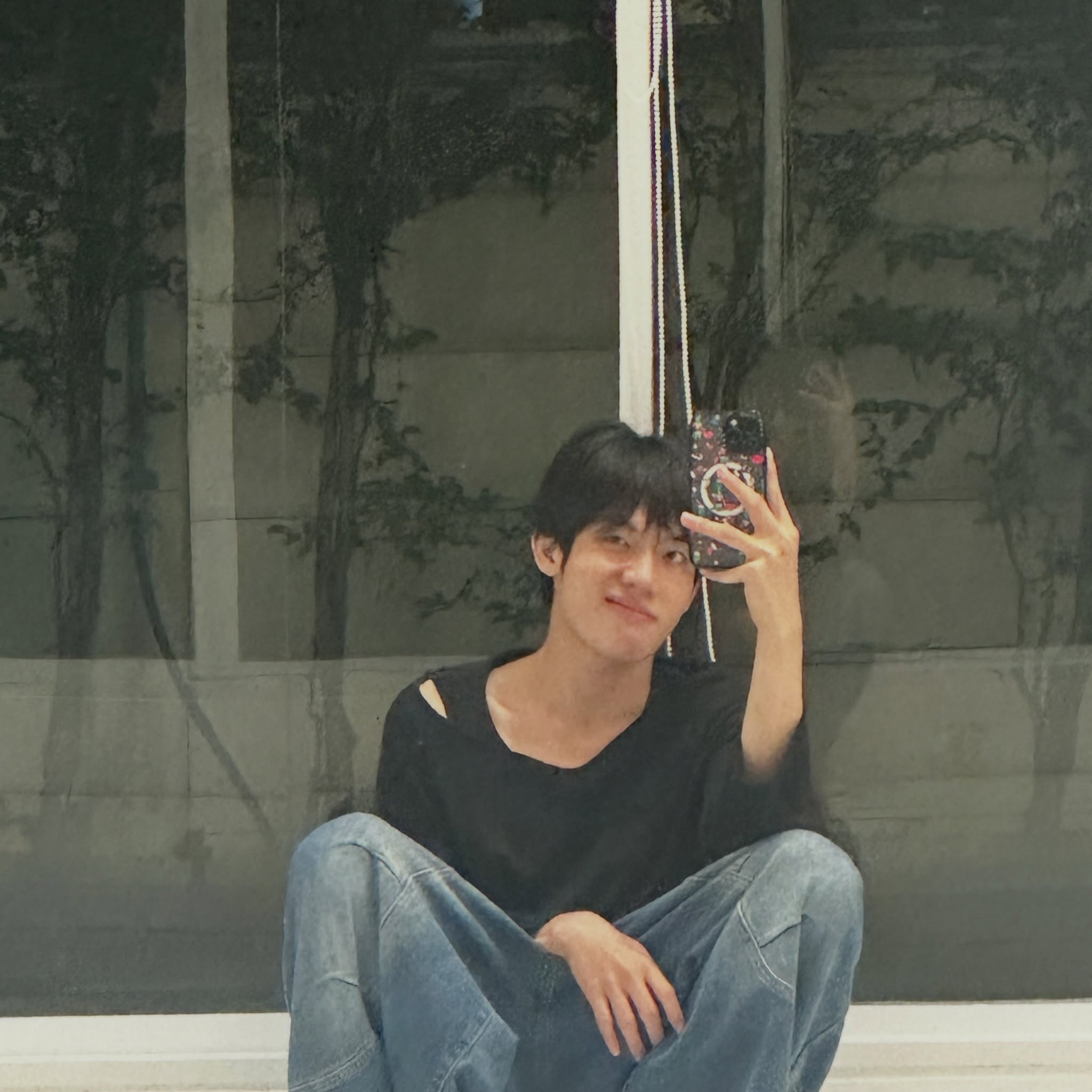 มิน - ธนกฤต ยิ่งวัฒนกุล