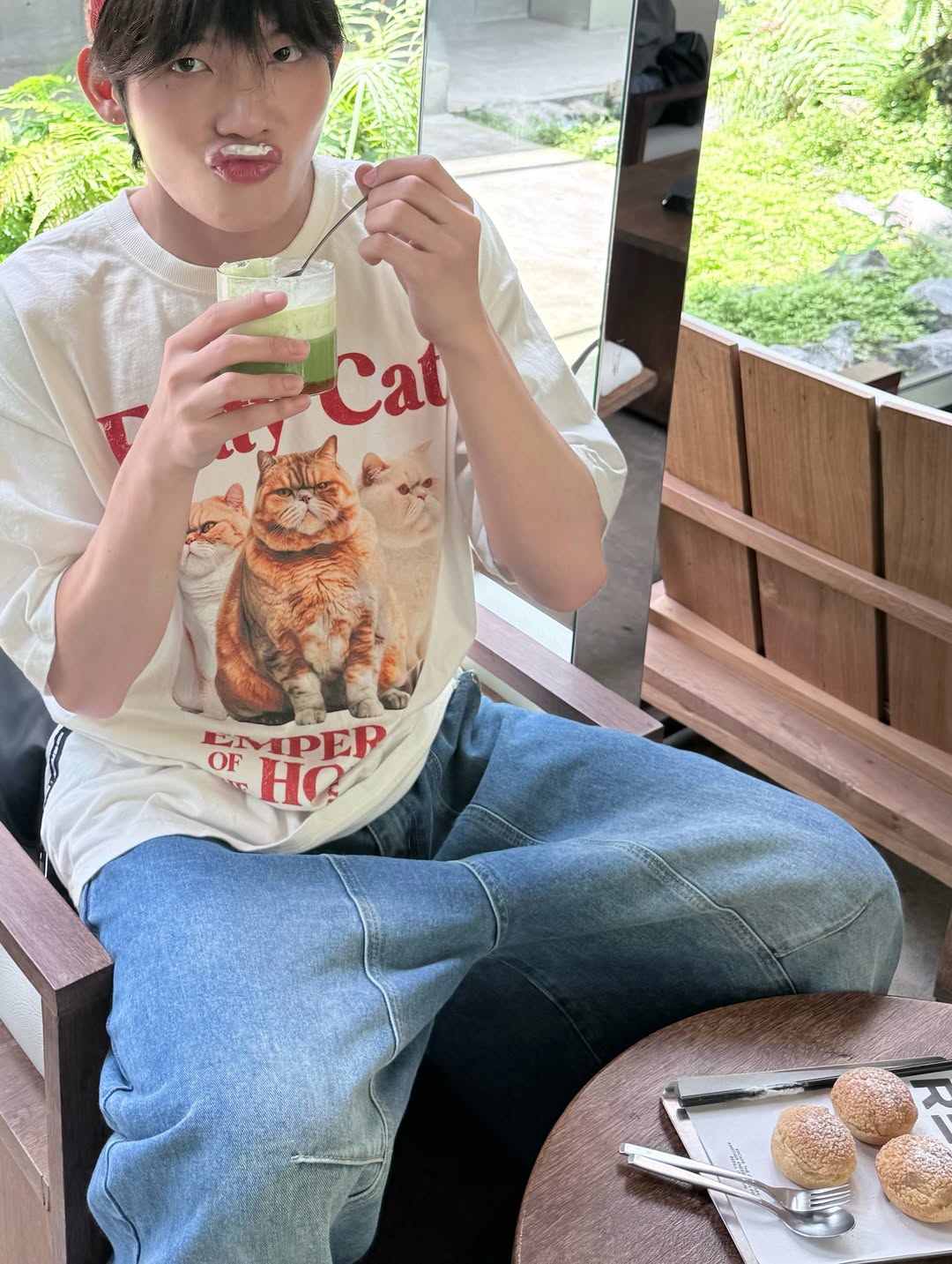มิน - ธนกฤต ยิ่งวัฒนกุล