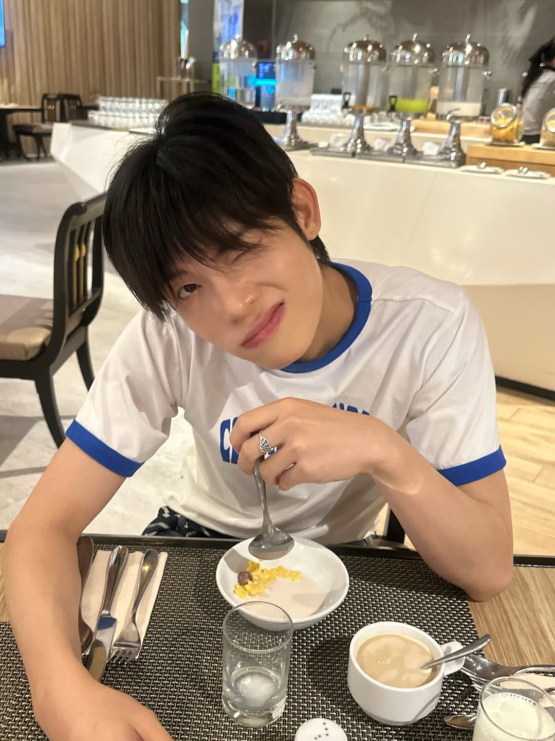 มิน - ธนกฤต ยิ่งวัฒนกุล