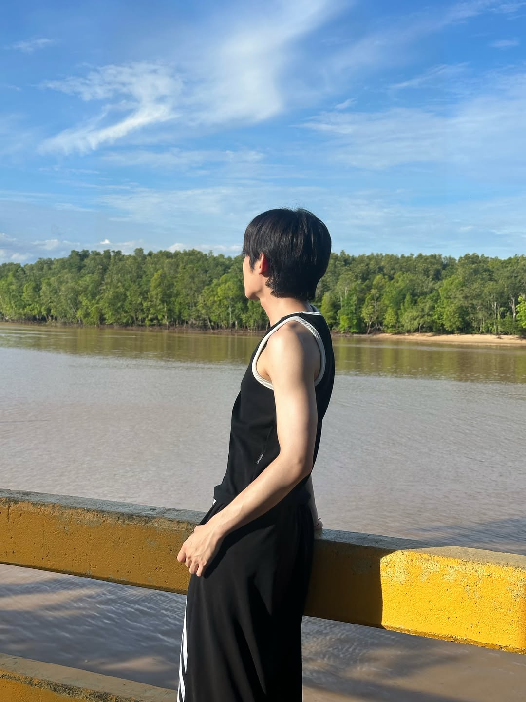 มิน - ธนกฤต ยิ่งวัฒนกุล