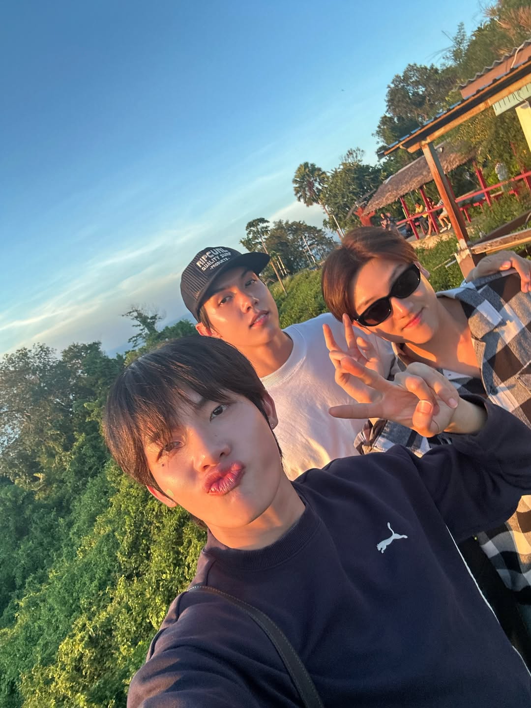มิน - ธนกฤต ยิ่งวัฒนกุล