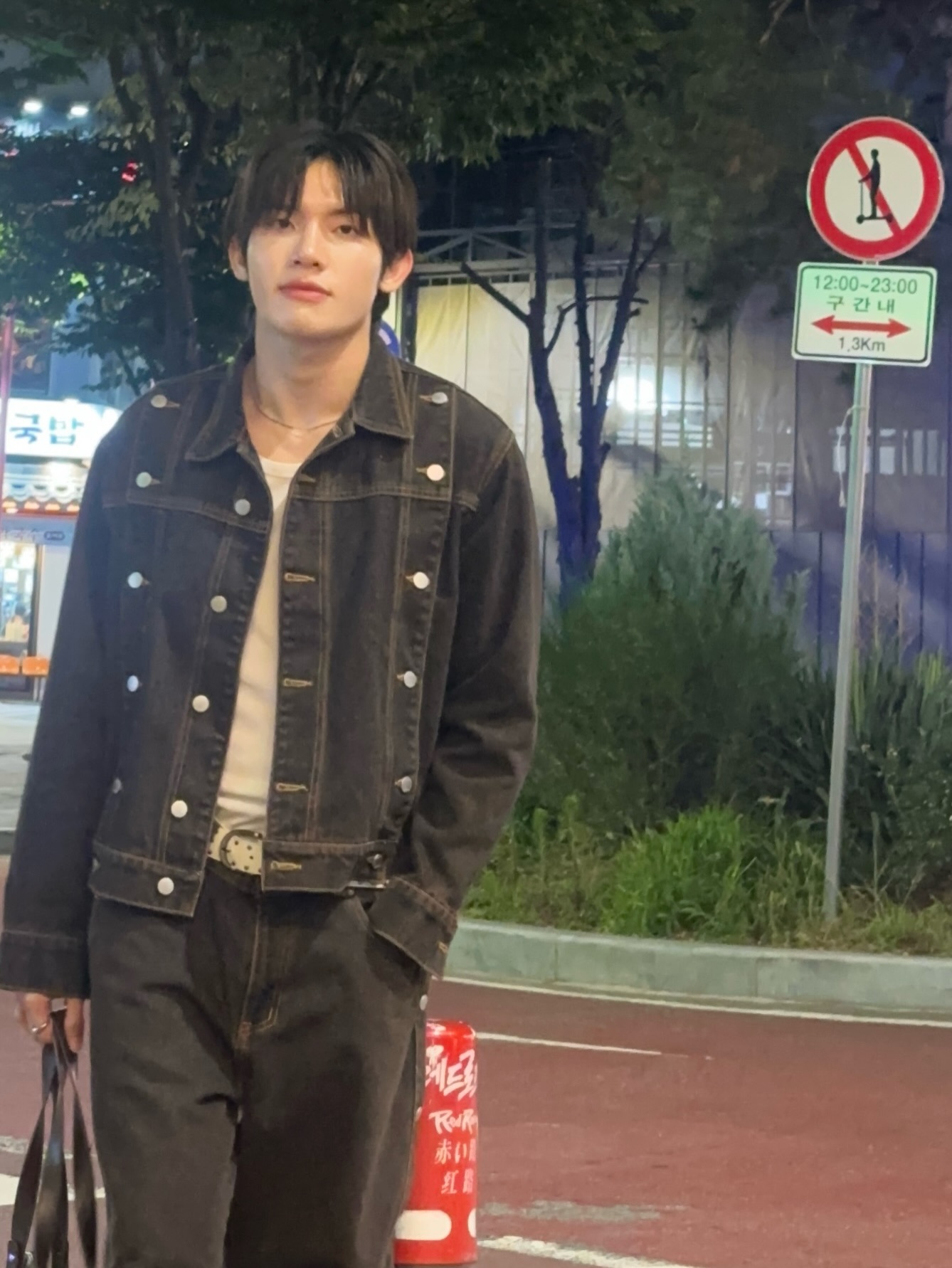 มิน - ธนกฤต ยิ่งวัฒนกุล