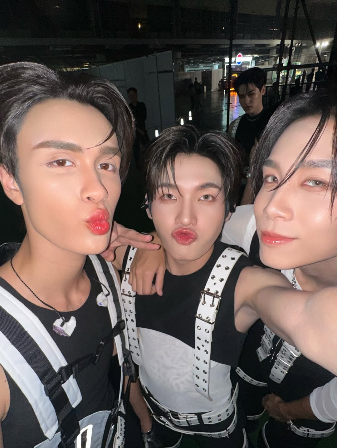 มิน - ธนกฤต ยิ่งวัฒนกุล