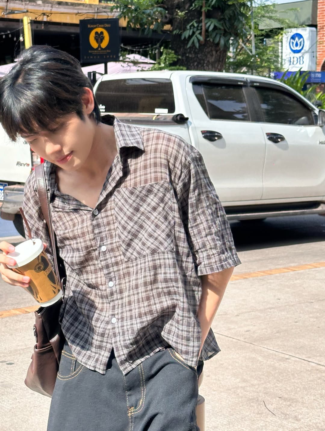มิน - ธนกฤต ยิ่งวัฒนกุล