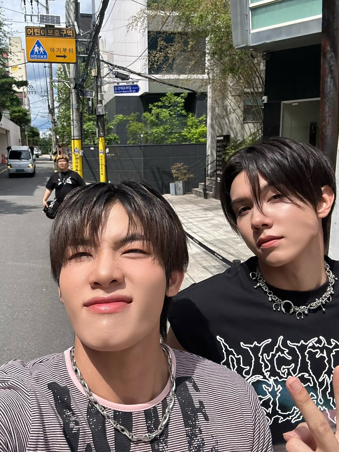 มิน - ธนกฤต ยิ่งวัฒนกุล