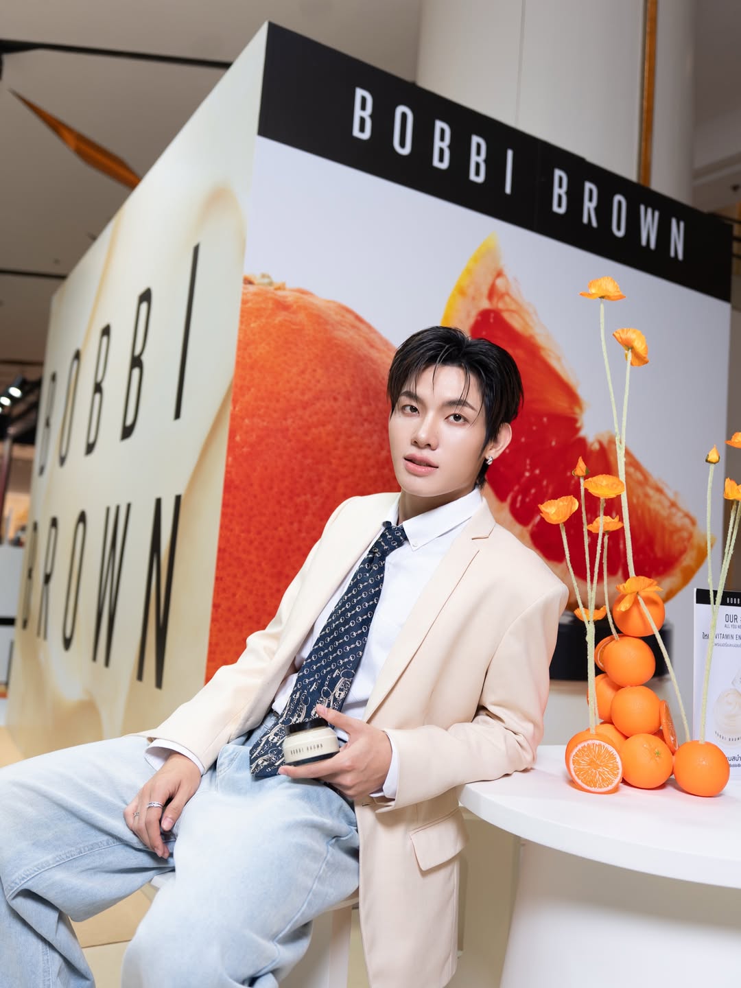 มิน - ธนกฤต ยิ่งวัฒนกุล