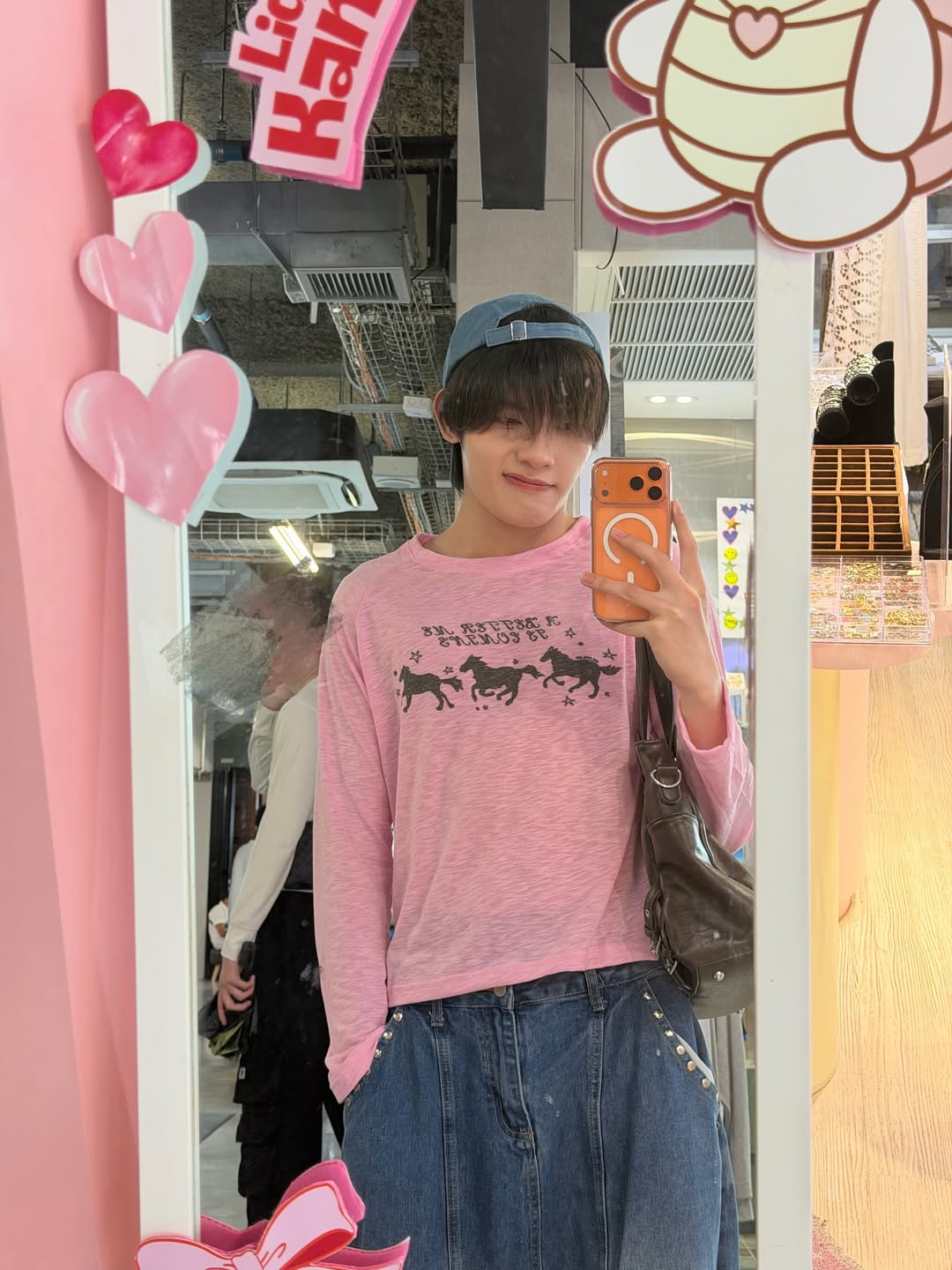 มิน - ธนกฤต ยิ่งวัฒนกุล