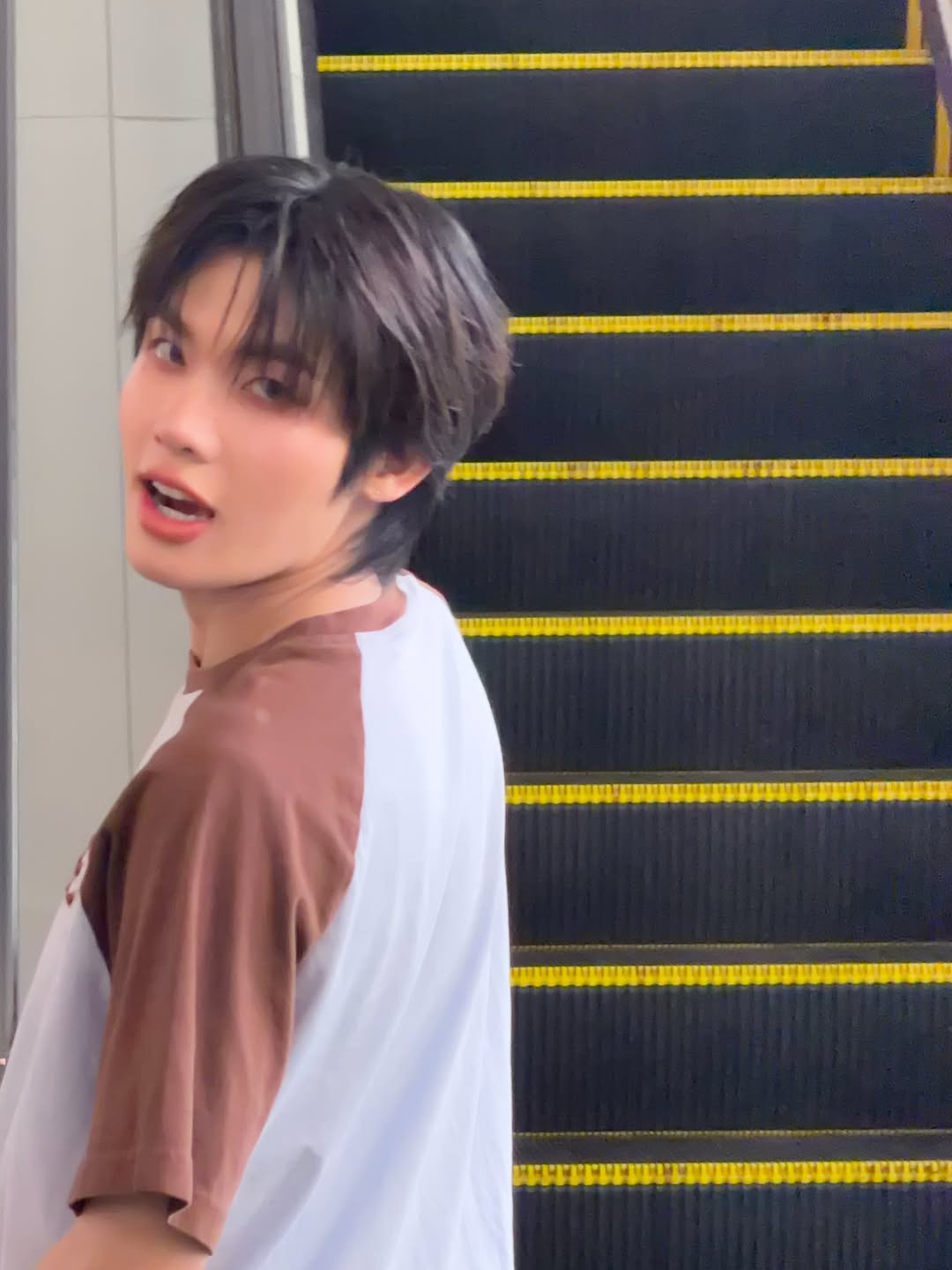 มิน - ธนกฤต ยิ่งวัฒนกุล
