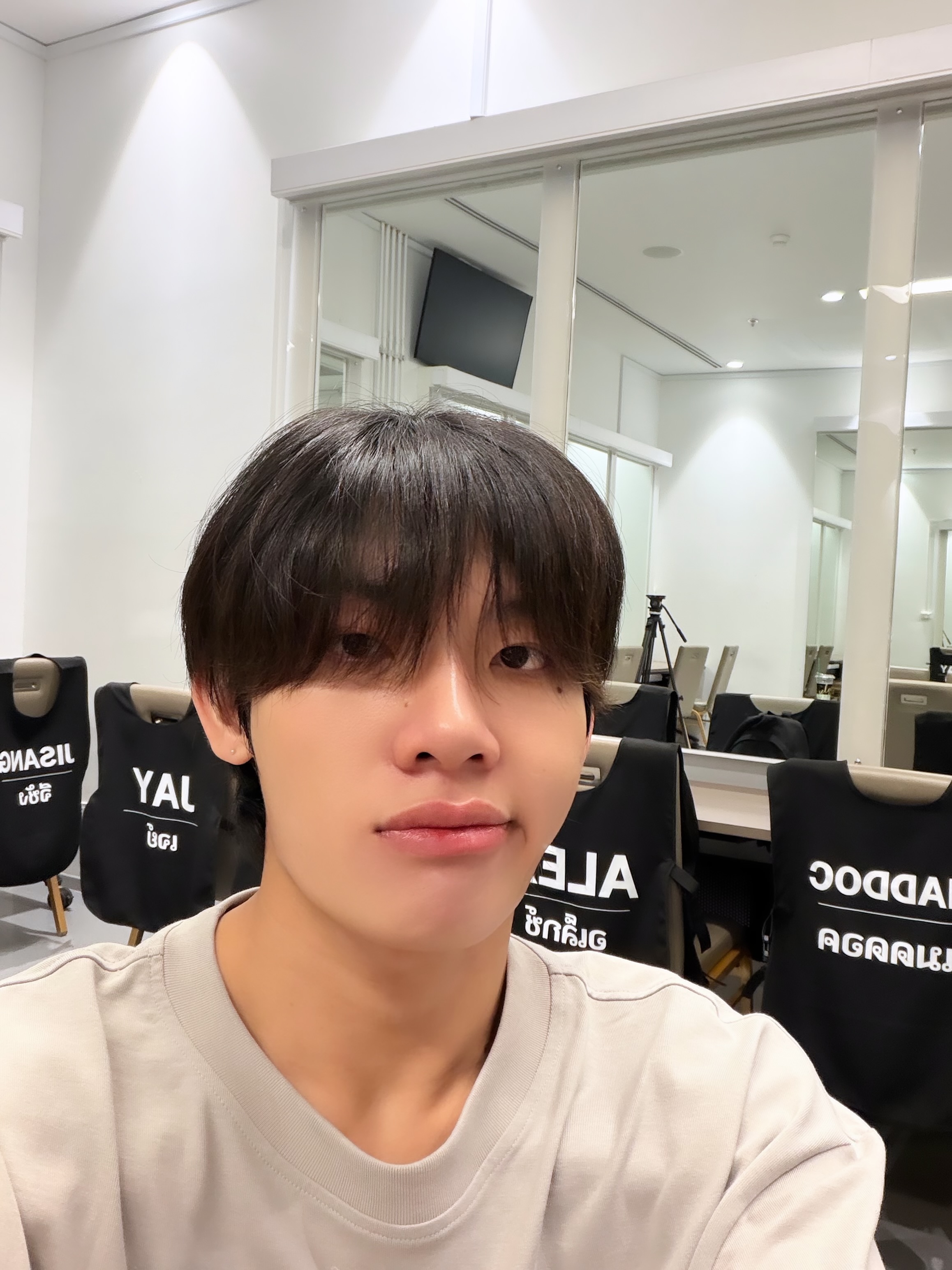 มิน - ธนกฤต ยิ่งวัฒนกุล