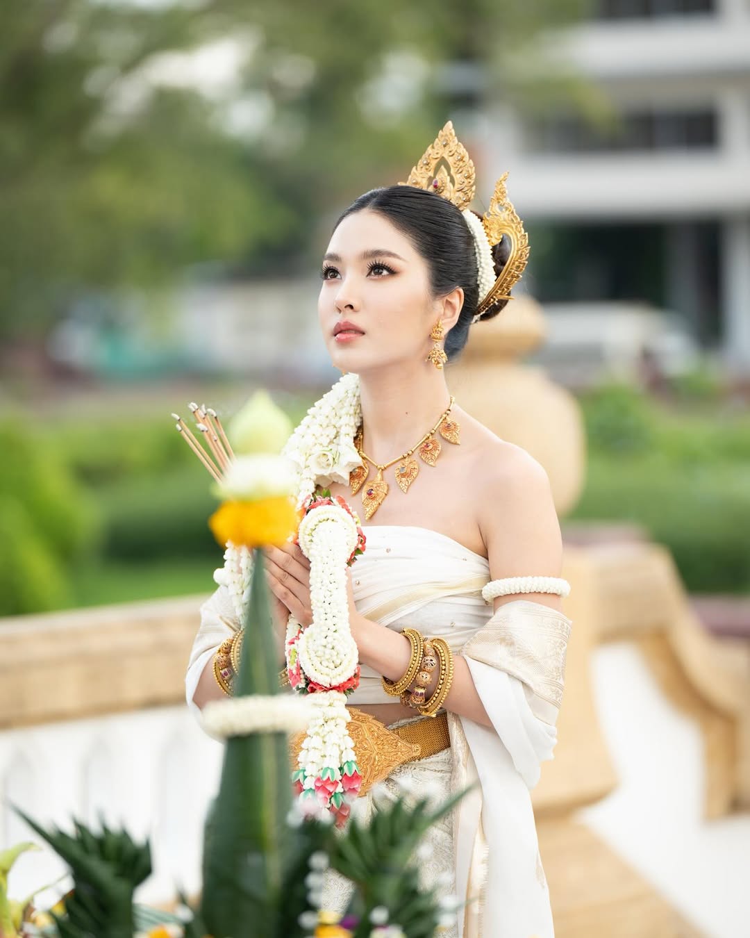 เฟิร์น - นพจิรา ฤกษ์ขจรนามกุล