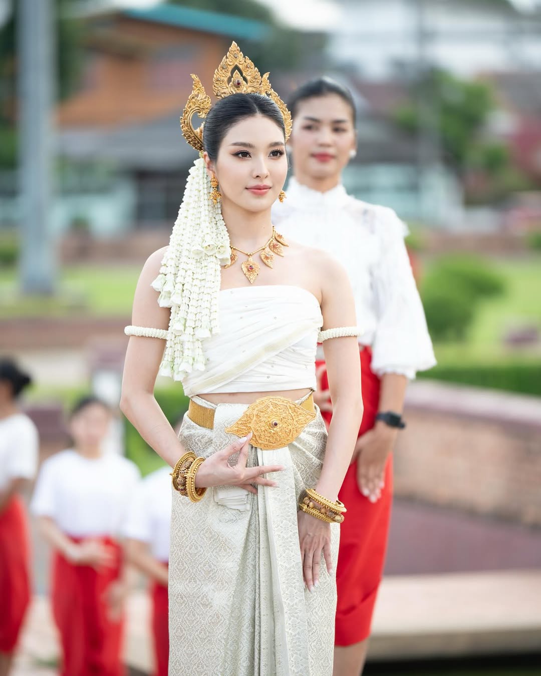 เฟิร์น - นพจิรา ฤกษ์ขจรนามกุล