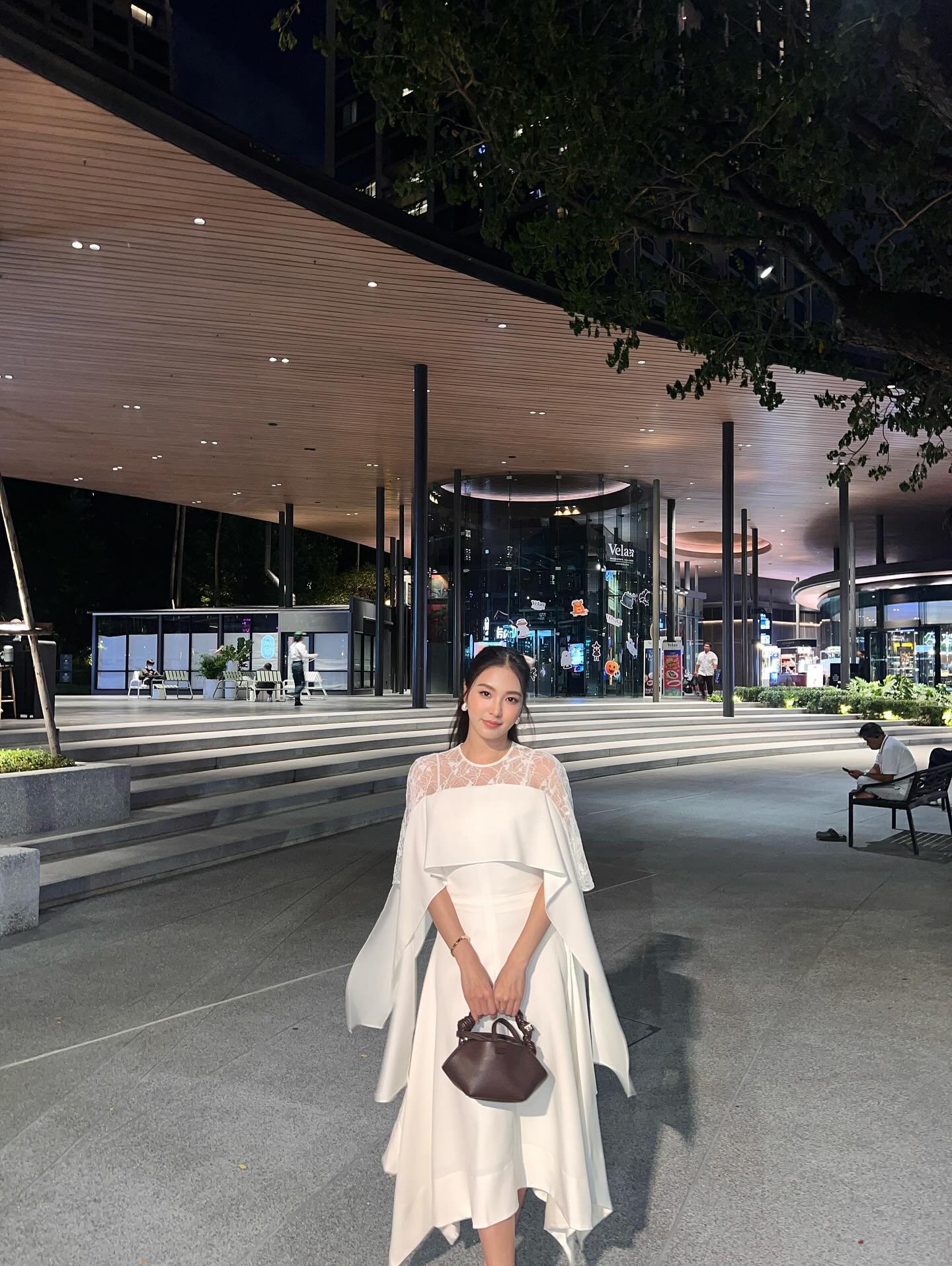 เฟิร์น - นพจิรา ฤกษ์ขจรนามกุล