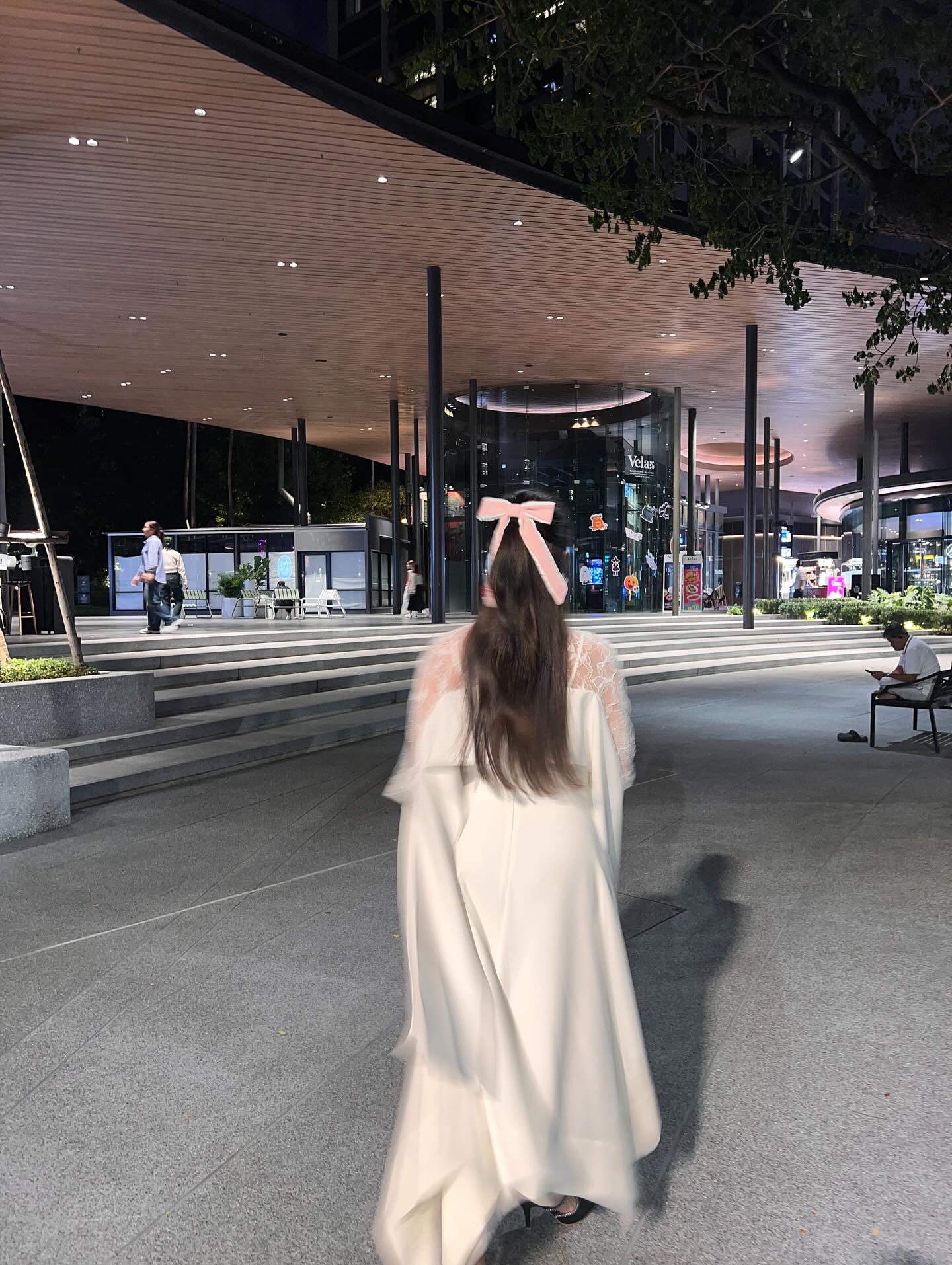 เฟิร์น - นพจิรา ฤกษ์ขจรนามกุล